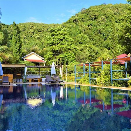 Villa 'The Blue House' - Qbungalows Kep Exterior photo